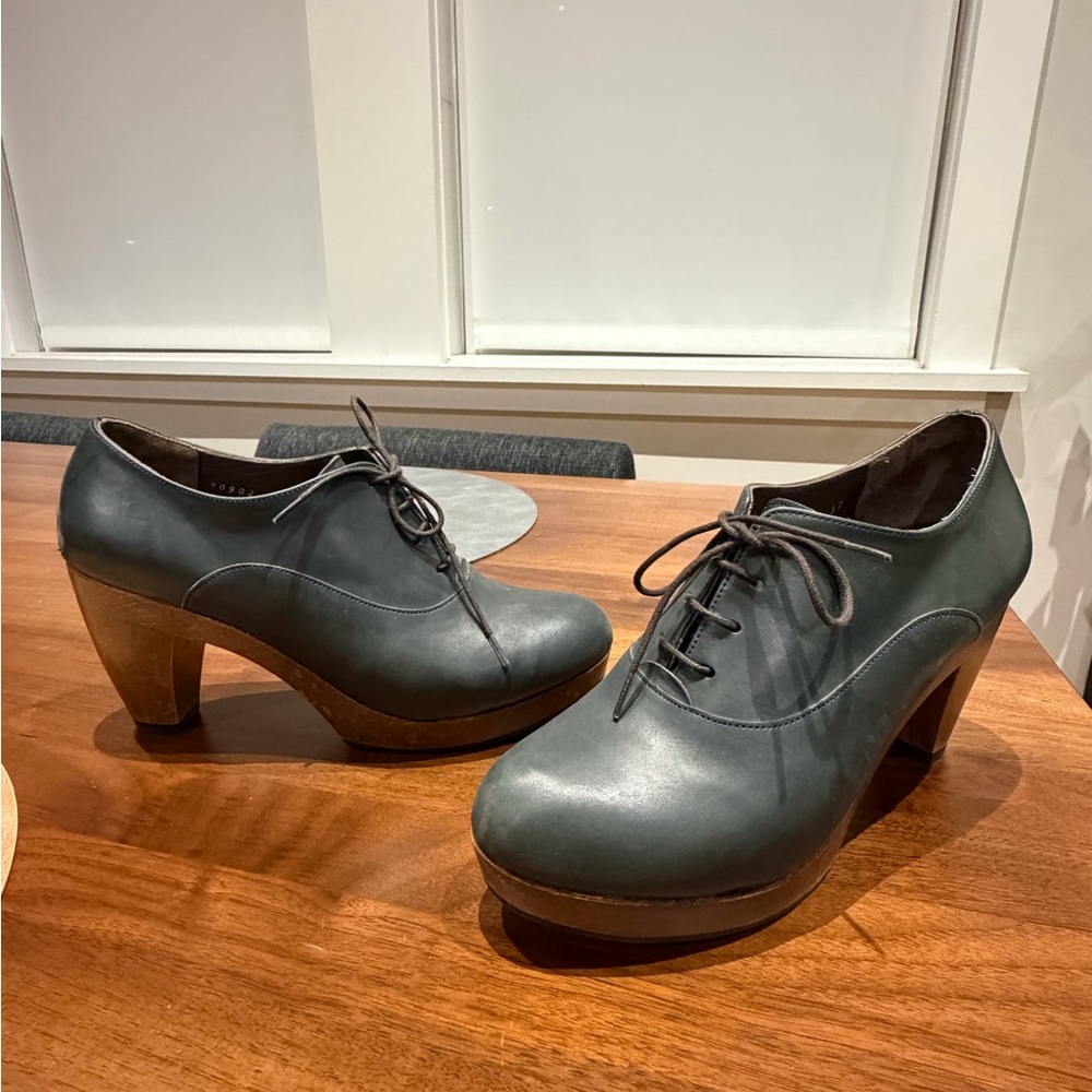 Coclico Nutela Women's 37 Navy Slate Wood Platform Heels Oxford Booties